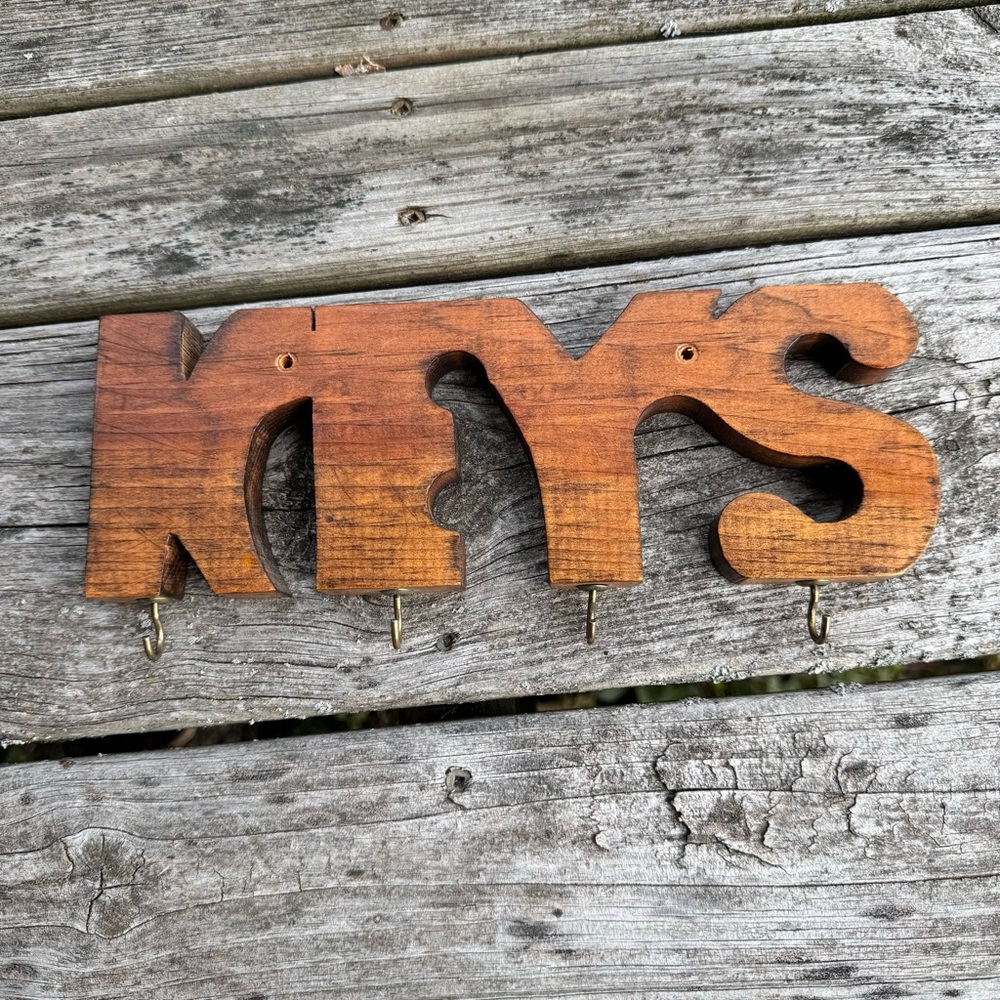 Vintage Wall Key Rack Holder